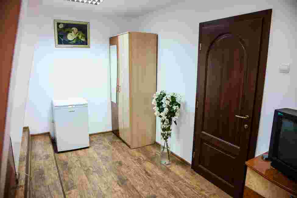 IMG_7005.jpg Cazare Pensiunea Casa Românească Târgoviște